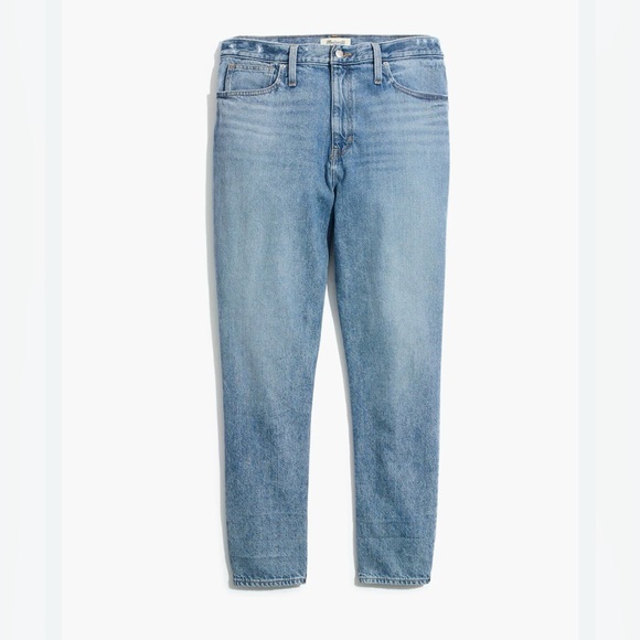 Madewell Denim - Madewell The Mom Jean in Melva Wash size 26
